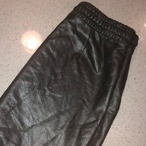 Black leather skirt Forever 21